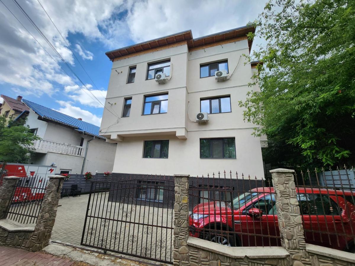 Boutique City Retreats Apartments Iasi Extérieur photo