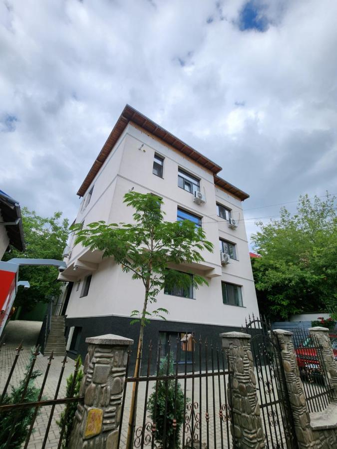 Boutique City Retreats Apartments Iasi Extérieur photo