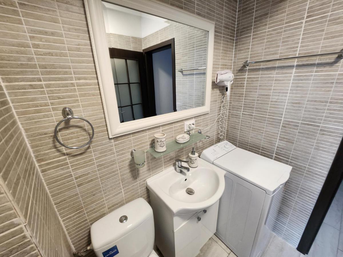 Boutique City Retreats Apartments Iasi Extérieur photo