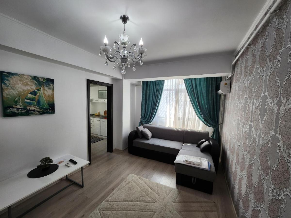 Boutique City Retreats Apartments Iasi Extérieur photo