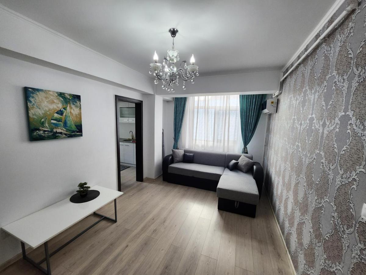 Boutique City Retreats Apartments Iasi Extérieur photo